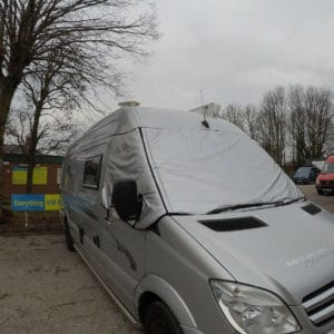 Comfortz VW Crafter Mercedes Sprinter – Thermal Windscreen Cover